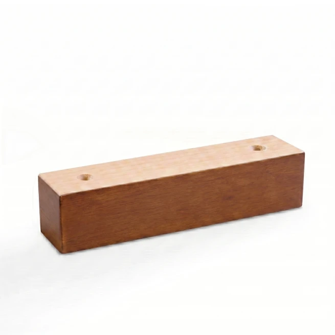 14 - Dřevěné hnědé 4 cm vysoké