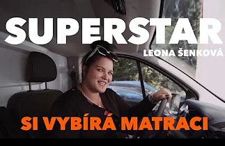 Superstar Leona Šenková v Aza nábytku